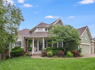 1424 SW Merryman Dr, Lees Summit, MO 64082