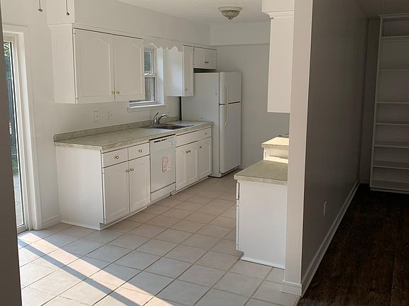 4th image of 1688 N Ramsey Ave #1688