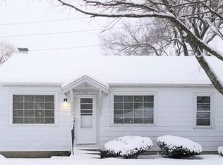 815 Balboa Rd, Champaign, IL 61820