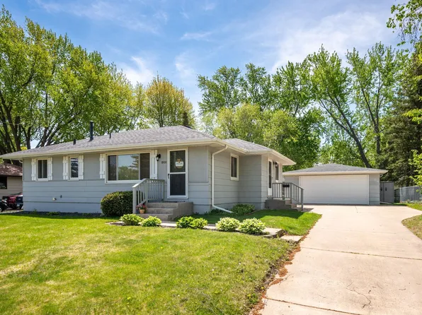 8101 47th Ave N, New Hope, MN 55428