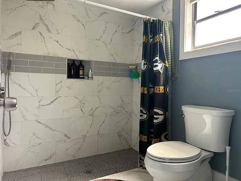 818 Mendoza Dr — Photo 29