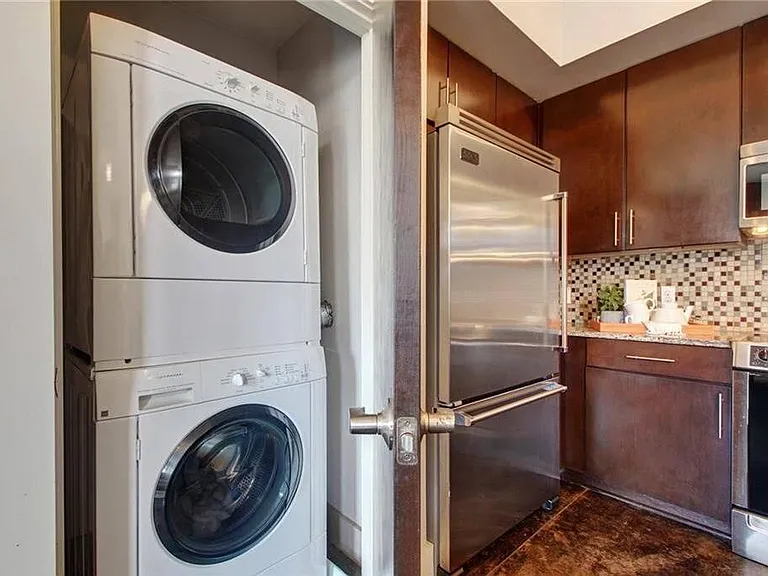 1320 Robert Browning St #103 — Photo 9