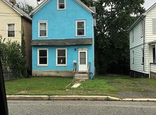 65 Cutters Dock Rd, Woodbridge, NJ 07095