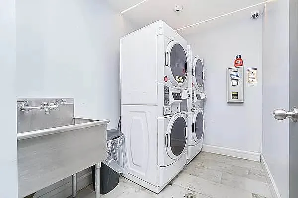 Rented by REAL New York | media 19