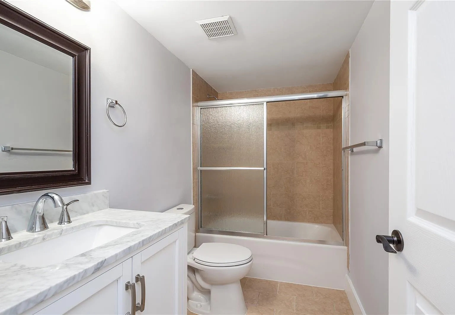 1 bed, 912 sqft, $1,200 — Photo 2