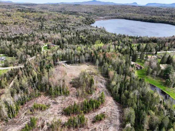 - Hinman Settler Road, Derby, VT 05829