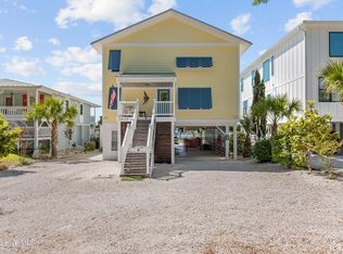 2024 Camelot Dr SW, Ocean Isle Beach, NC 28469