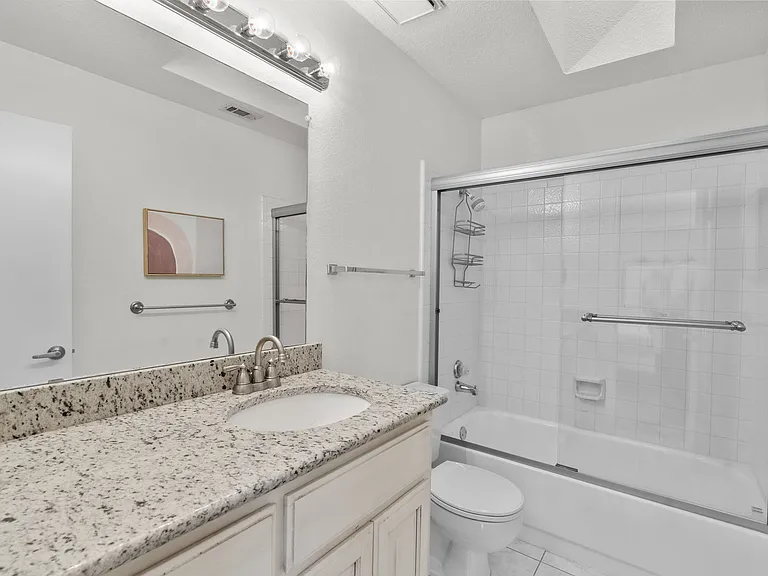 1811 Maplewood Trl — Photo 21