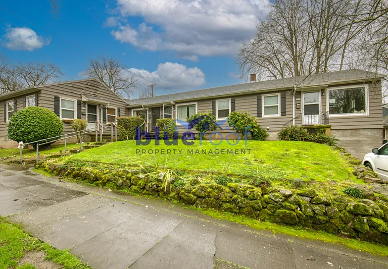 3242-3248 SE Alder Ct #3242.5 — Photo 1