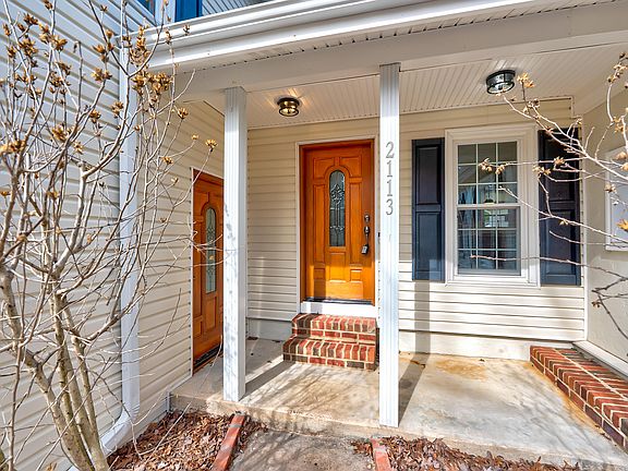 4th image of 2113 Port Royal Rd