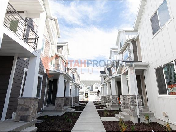2nd image of 15080 S Wild Horse Way