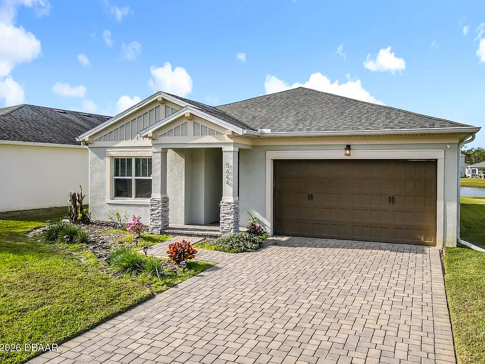 5644 Estero Loop