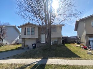 1911 W Apricot Ln, Lincoln, NE 68522