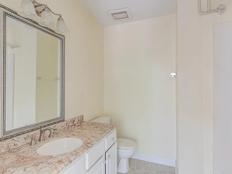 306 Orchard Park Dr — Photo 25