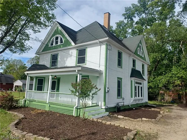 148 N Salem Warren Rd, North Jackson, OH 44451