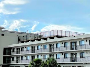 260 Southbay Dr APT 204, Naples, FL 34108
