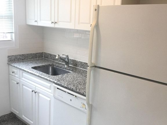 3rd image of 15 Schenck Ave APT 3E