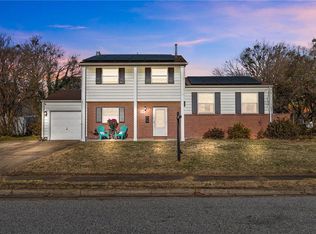 39 Banister Dr, Hampton, VA 23666