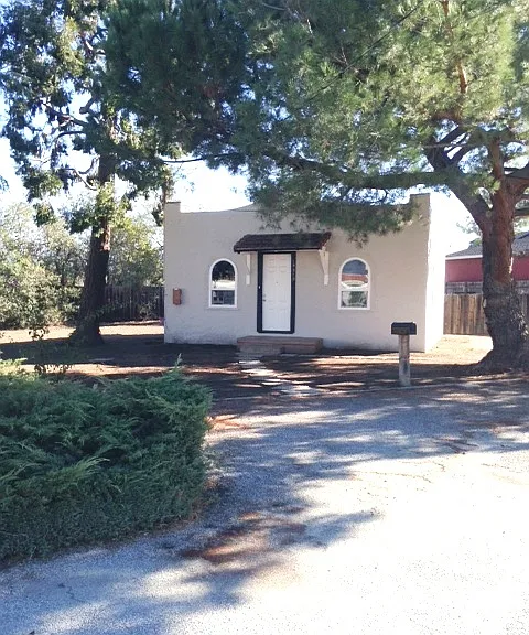 19010 Monterey St — Photo 2