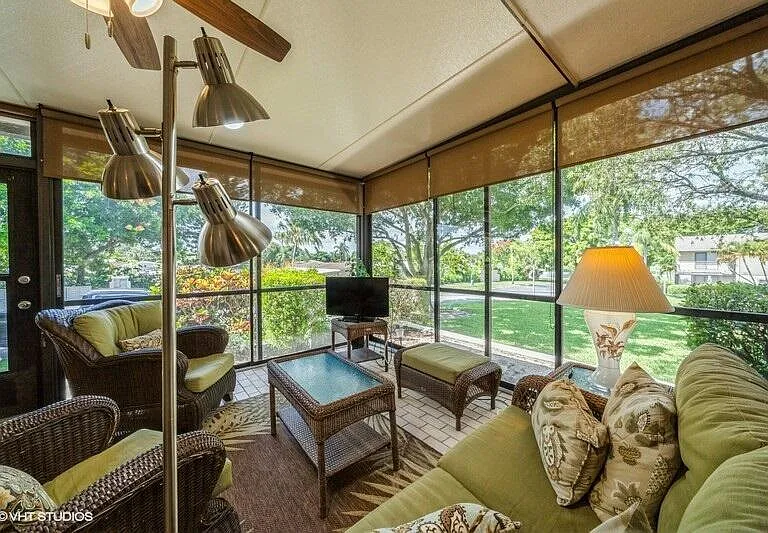 7485 SE Jamestown Ter — Photo 3