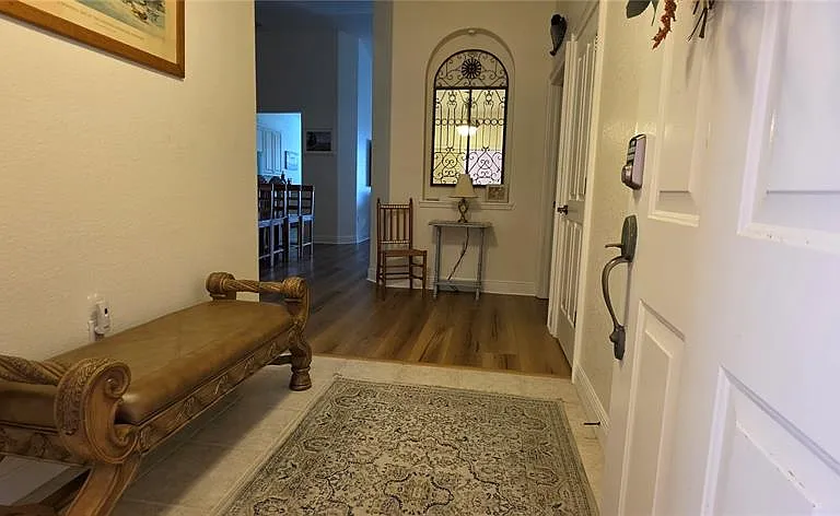 222 Lewis Cir #142 — Photo 4