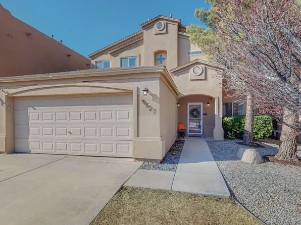 9527 Valletta Ave NW, Albuquerque, NM 87120