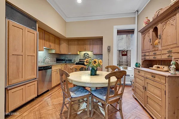 Sold by Corcoran | media 12