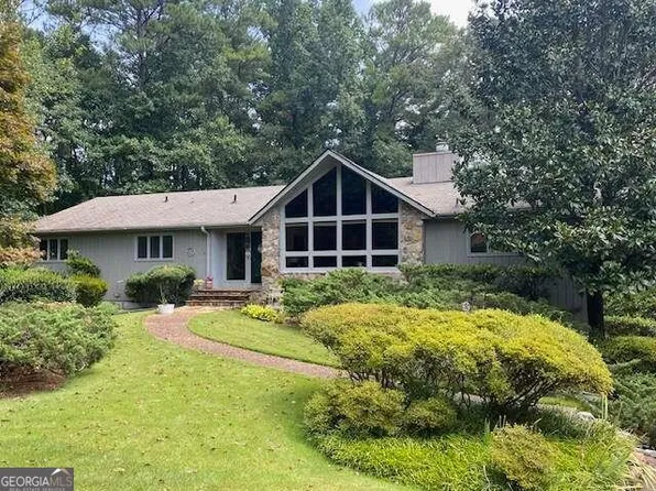 3452 Greenfield Dr, Marietta, GA 30068
