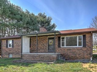 903 V I Ranch Rd, Bristol, TN 37620