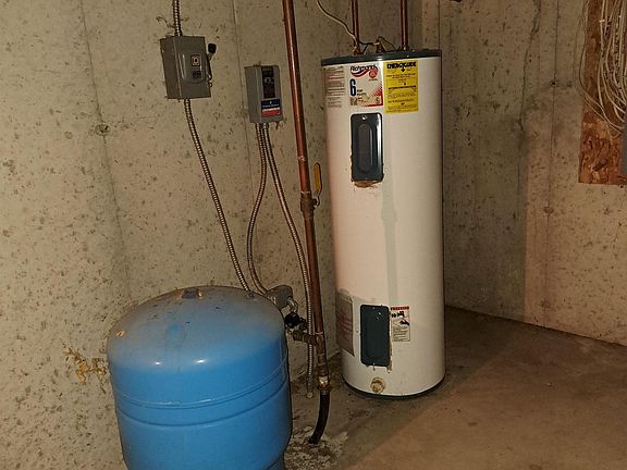 5th image of 4476 TOWER ROAD