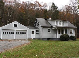 100 Bee Brook Rd, Washington Depot, CT 06794