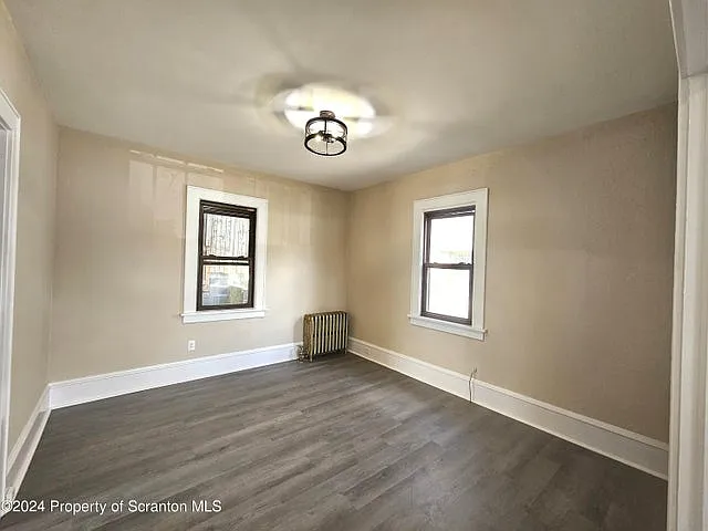 405 Fig St — Photo 7