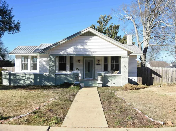 1530 Christine Ave, Anniston, AL 36207