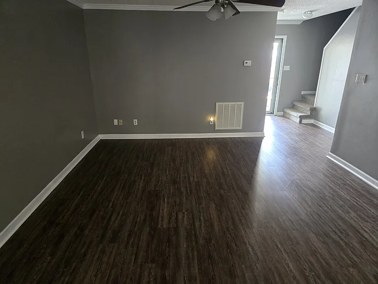 1108 Andrew Brook Ln — Photo 2
