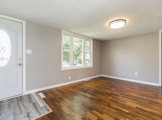 2053 10th Ave, Marion, IA 52302