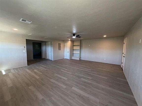 5th image of 22565 Gaddy Rd