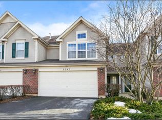 3042 Crystal Rock Rd, Naperville, IL 60564