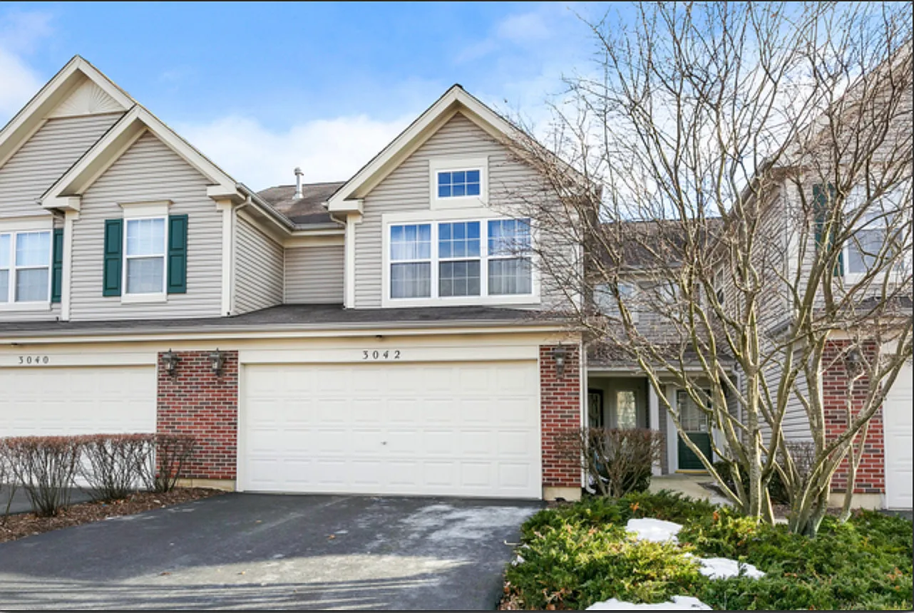 3042 Crystal Rock Rd photo 1
