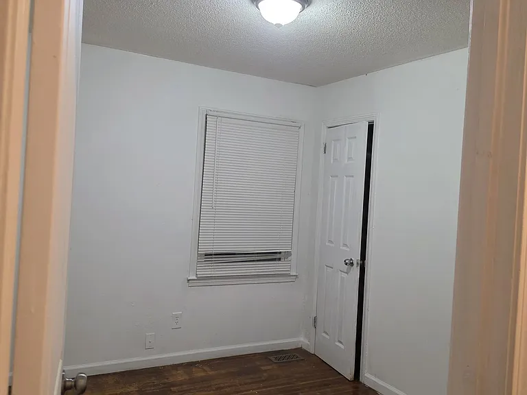 1310 Beaverbrook Dr — Photo 16
