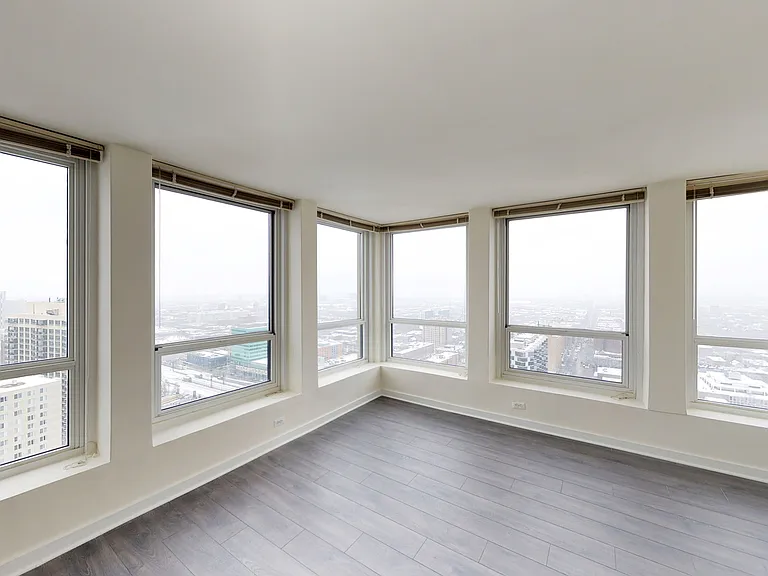 Dining/Living room