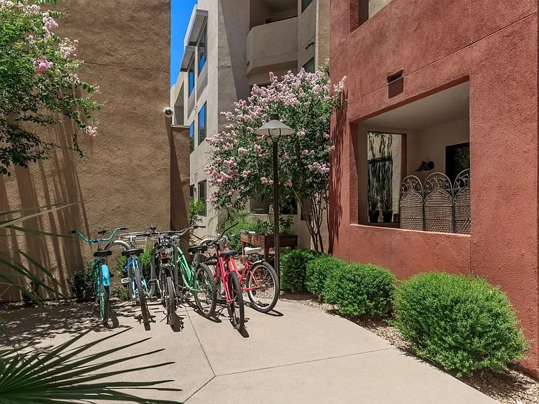 Las Aguas Apartments — Photo 23