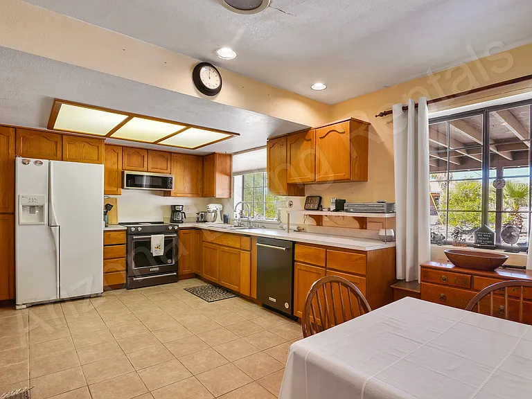 3545 Chemehuevi Blvd — Photo 7