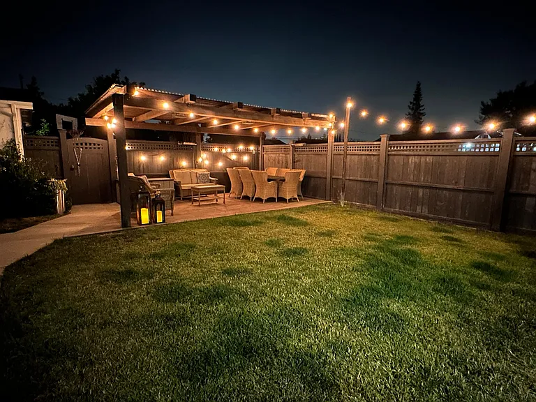 501 Bradley Ave — Photo 26