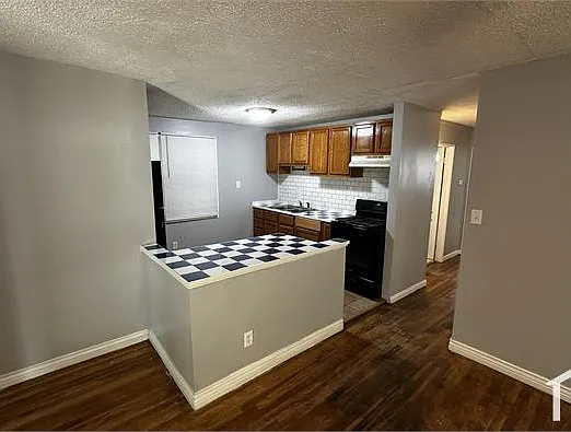 4 bed, 1150 sqft, $1,450 — Photo 3