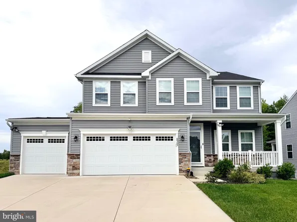 8905 Maple Run Dr, Fredericksburg, VA 22407