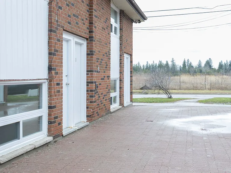 88 Mary St W #3 — Photo 14