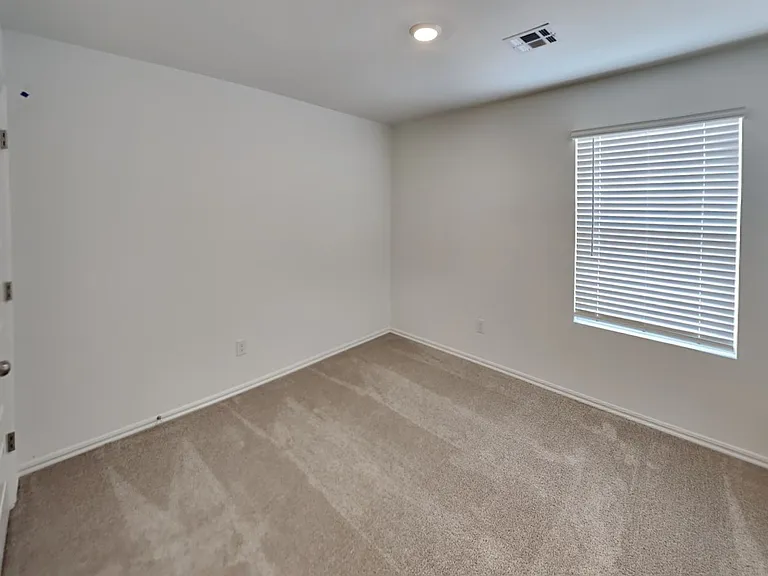 16205 Lovers Ln — Photo 16