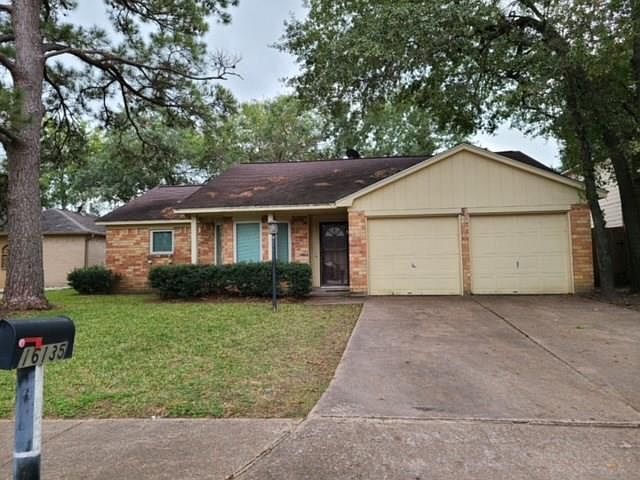 1st image of 16135 Little Cypress Ln