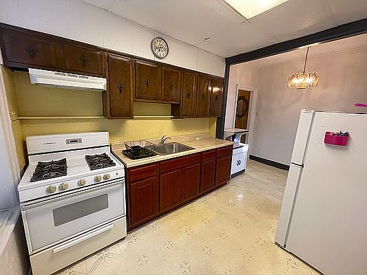 1st image of 2117 78th St #1