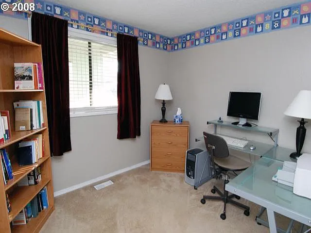 2477 SE 56th Ct — Photo 7